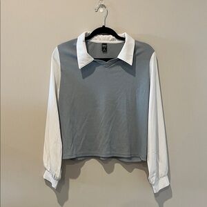 Dazy Layered Collared Top in Light Gray and White